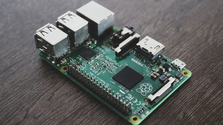 Raspberry Pi jako centrum smart home – budowa i konfiguracja systemu