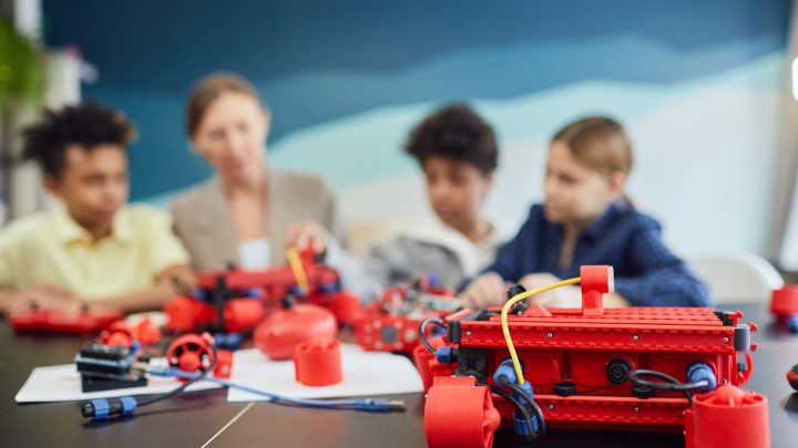 Robotyka – czym jest, jakie ma zastosowania i jak zacząć naukę